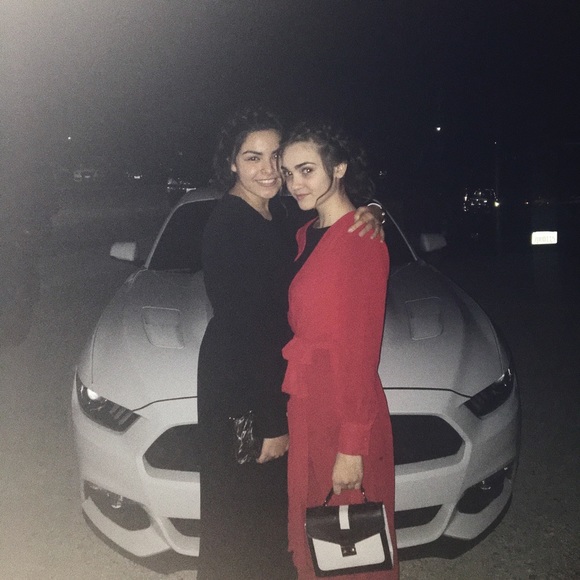 w e l c o m e . ☺︎ - Picture 2 of 6